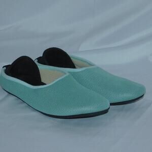 NWOT Mahabis Summer Slip-ons Aquamarine color EU 37 US 7 Textile Uppers